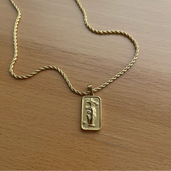 Gold Plated Tarot Card Necklace - The Star Pendant + Rope Chain - Picture 1 of 3